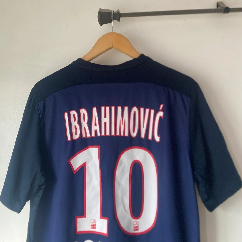 Nike L Paris Saint-Germain (PSG) 2015 -2016 Ibrahimović 10 Jersey - Picture 10 of 14